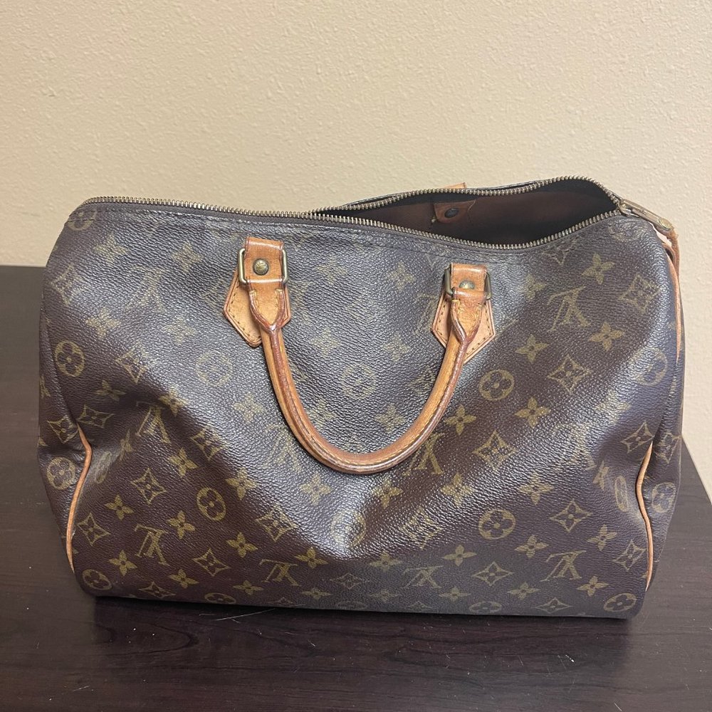 Authentic Louis Vuitton Speedy 35